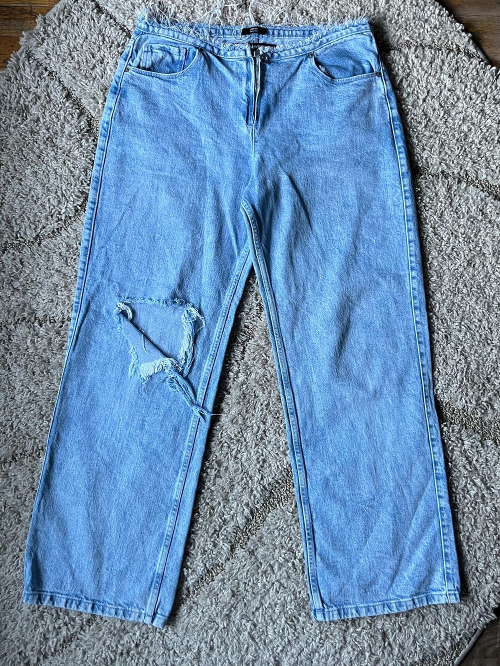 Social Tourist light blue jeans